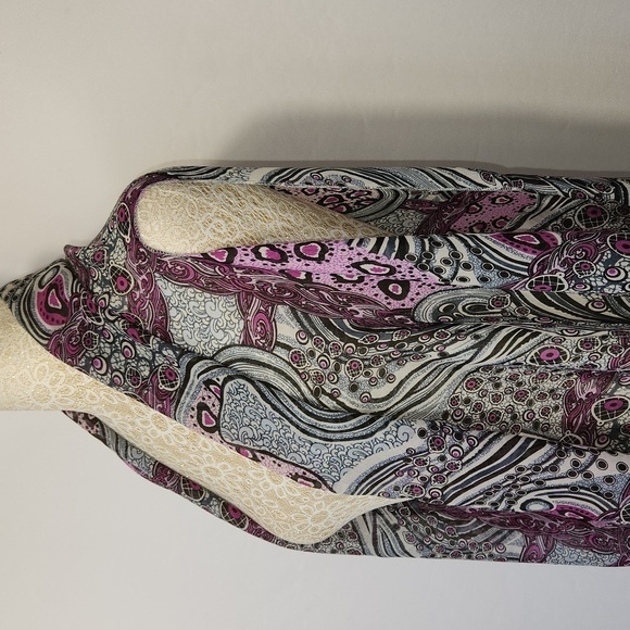 Accents by Lovello Sheer Chiffon Waterfall Front Sleeveless High Low Cardiagan - Picture 7 of 13